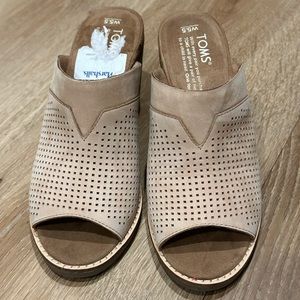 Brand New Toms shoes